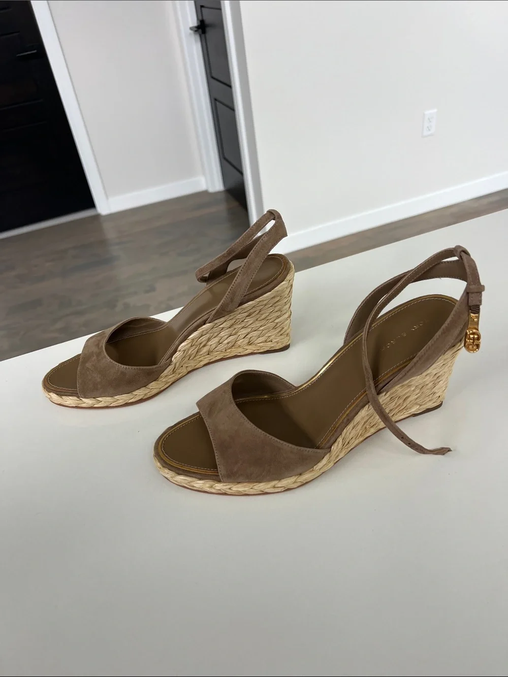 Tory Burch raffia open toe sandals wedges heels 80mm brown suede leather 9.5